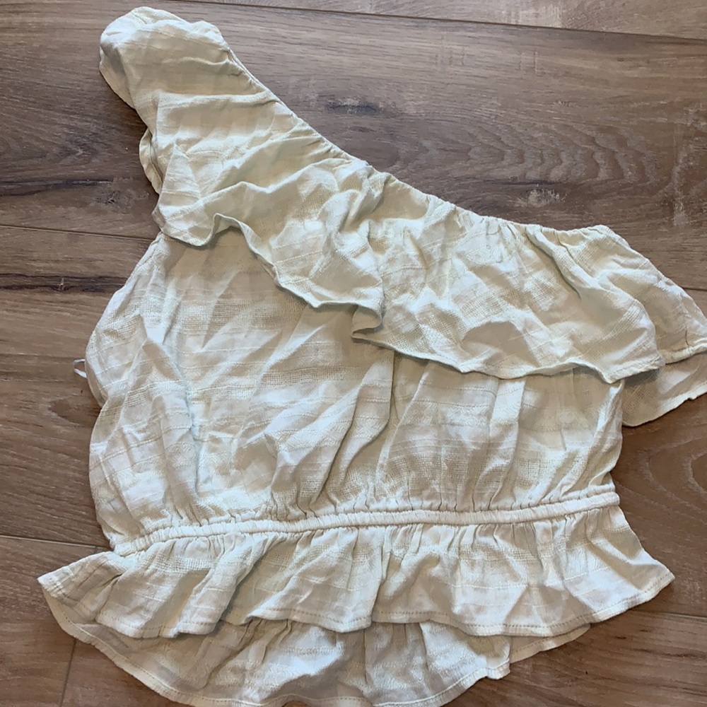 one shoulder blouse - Picture 3 of 3